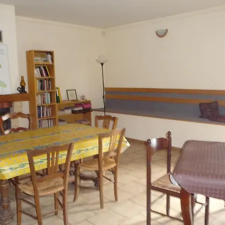 Couette-café La Ferme Des Denis Chambres Dhotes