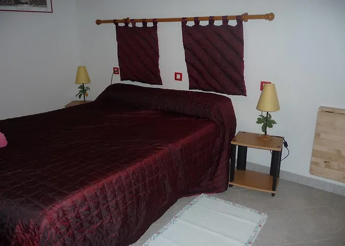 La Ferme Des Denis Chambres Dhotes Chanos-Curson